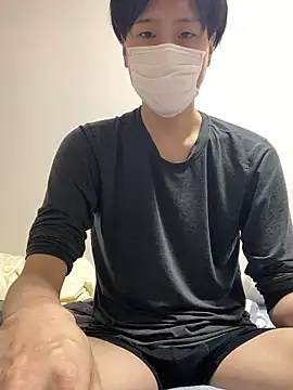 Snapshot of youta200 chatting on July 16, 6:14 pm youta200 online show from July 16, 6:14 pm