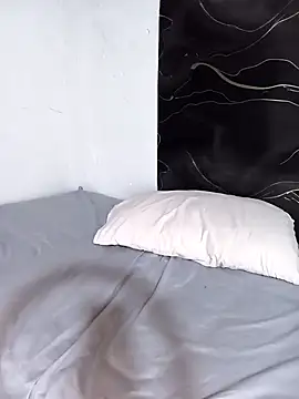 LaReina199991 online show from March 29, 12:49 pm