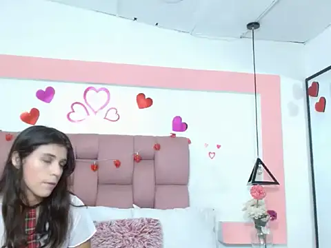 Snapshot of Keilafoxx18 chatting on April 1, 1:41 pm Keilafoxx18 online show from April 1, 1:41 pm