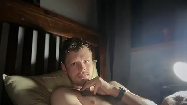 Snapshot of LUCIFERMORNINGSTAR512 chatting on March 26, 3:50 pm LUCIFERMORNINGSTAR512 online show from March 26, 3:50 pm