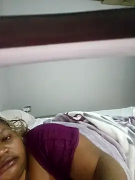 Snapshot of Baeboo83 chatting on March 28, 12:49 pm Baeboo83 online show from March 28, 12:49 pm