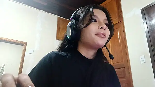 SherronAlicea online show from March 21, 6:33 pm