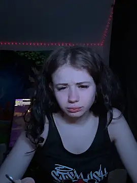 Snapshot of SexyShego chatting on April 2, 12:30 am SexyShego online show from April 2, 12:30 am