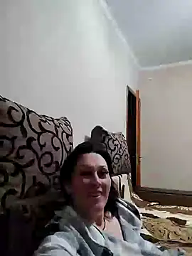 HelgaDennis online show from March 25, 10:49 pm