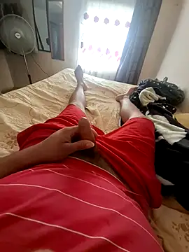 Snapshot of Bres1906 chatting on April 3, 3:21 pm Bres1906 online show from April 3, 3:21 pm