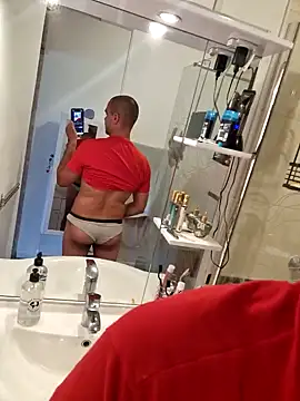 Justfunfree online show from May 7, 2:22 pm