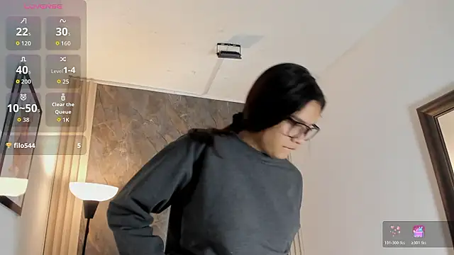 Snapshot of alina_sauvage chatting on March 28, 11:32 am alina sauvage online show from March 28, 11:32 am