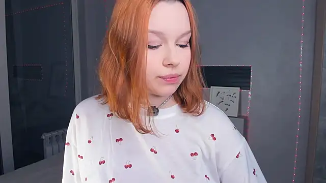 Snapshot of alexshiny chatting on March 19, 8:35 pm alexshiny online show from March 19, 8:35 pm