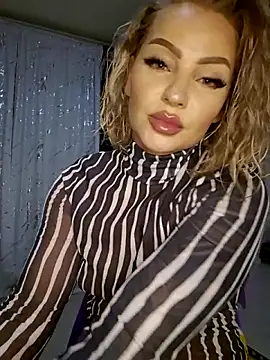 AngelGlowx online show from April 17, 8:56 pm