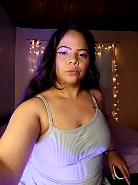 Snapshot of ROUSSE_SINCLAIR chatting on April 28, 8:14 pm ROUSSE SINCLAIR online show from April 28, 8:14 pm