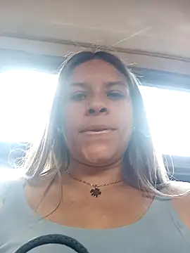 alanna6950 online show from May 8, 4:23 pm