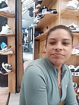 alanna6950 online show from May 11, 4:59 pm
