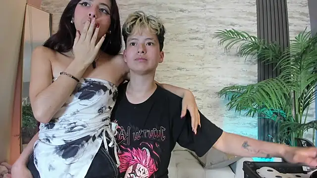 Snapshot of Olimpus_1 chatting on March 28, 12:16 pm Olimpus 1 online show from March 28, 12:16 pm