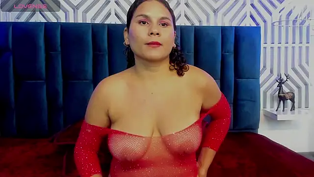 Snapshot of Amara-Velvet- chatting on March 30, 2:12 am Amara-Velvet- online show from March 30, 2:12 am