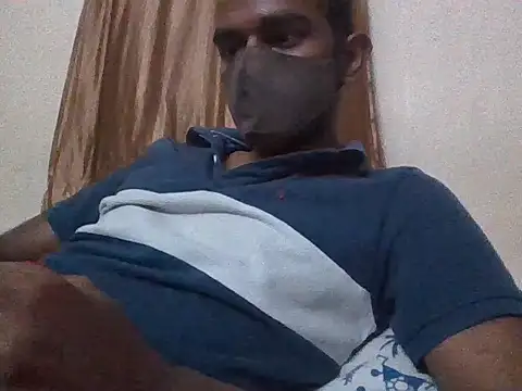 Snapshot of bulls_eye35 chatting on March 30, 1:01 pm bulls eye35 online show from March 30, 1:01 pm