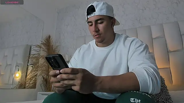 Zane cruz online show from March 24, 11:59 am