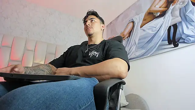 Zane cruz online show from April 1, 11:44 am