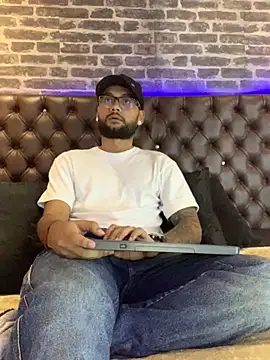 KyleJoss30 online show from March 24, 9:09 pm