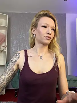 Snapshot of AnyaGlow chatting on March 29, 8:31 pm AnyaGlow online show from March 29, 8:31 pm