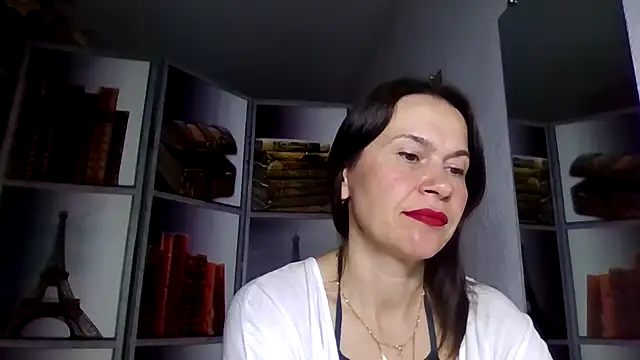 Selena Moo online show from April 1, 8:59 am