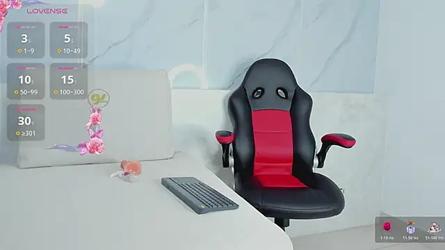 Snapshot of kate_bould_ chatting on April 1, 3:40 am kate bould online show from April 1, 3:40 am