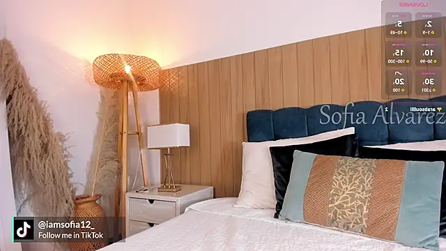 Snapshot of miss_sofyy chatting on April 7, 10:31 pm miss sofyy online show from April 7, 10:31 pm