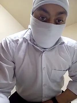 trkk9715 online show from March 26, 7:52 pm