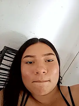 Snapshot of miaboom chatting on April 3, 6:50 pm miaboom online show from April 3, 6:50 pm