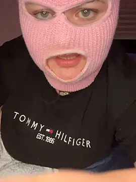 Snapshot of savageebny chatting on March 29, 1:05 am savageebny online show from March 29, 1:05 am