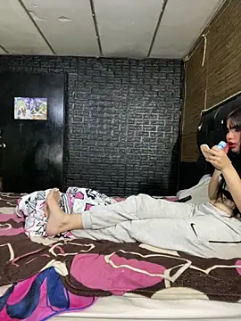 Snapshot of LATINSEXBOM chatting on March 20, 4:28 am LATINSEXBOM online show from March 20, 4:28 am