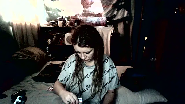 Snapshot of adirajade chatting on March 26, 2:33 pm adirajade online show from March 26, 2:33 pm