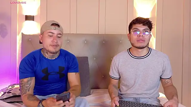 Snapshot of Lance_miller chatting on March 24, 1:32 am Lance miller online show from March 24, 1:32 am