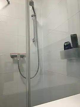 stefhart online show from March 31, 8:26 am