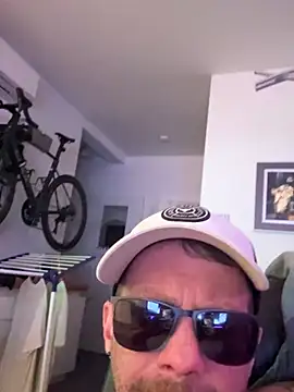 stefhart online show from March 31, 9:26 pm