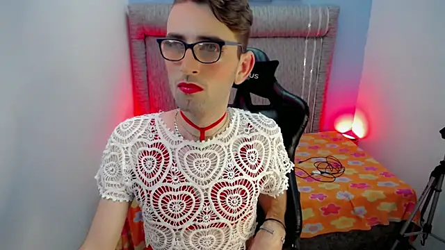 Snapshot of Dani_high chatting on March 22, 12:19 pm Dani high online show from March 22, 12:19 pm