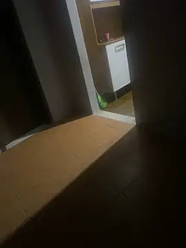 Snapshot of vtenina95 chatting on April 5, 5:59 am vtenina95 online show from April 5, 5:59 am