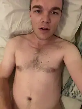 Snapshot of Gerrie75 chatting on March 21, 12:54 pm Gerrie75 online show from March 21, 12:54 pm