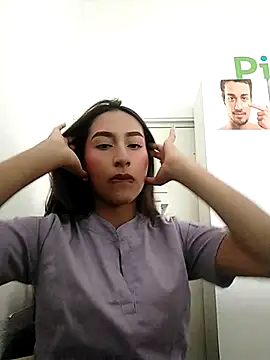 Snapshot of Sexy_sara_outdoorss chatting on March 26, 8:25 pm Sexy sara outdoorss online show from March 26, 8:25 pm