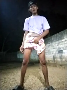 spittermasterpig1 online show from March 29, 3:39 am