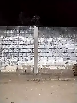 spittermasterpig1 online show from April 3, 3:59 am