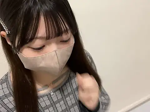 Snapshot of y-u-r-a-33 chatting on March 23, 2:59 am y-u-r-a-33 online show from March 23, 2:59 am