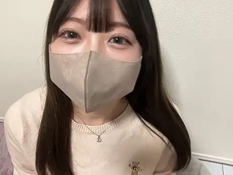 Snapshot of y-u-r-a-33 chatting on March 25, 3:45 am y-u-r-a-33 online show from March 25, 3:45 am