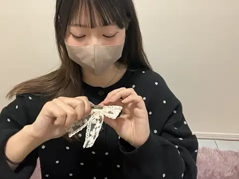 Snapshot of y-u-r-a-33 chatting on March 28, 3:39 am y-u-r-a-33 online show from March 28, 3:39 am