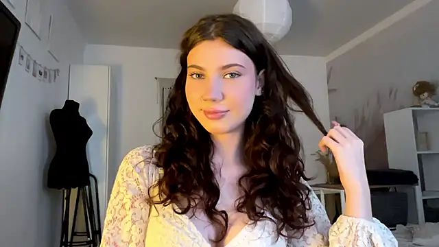 ShandyTreys online show from March 22, 1:14 pm