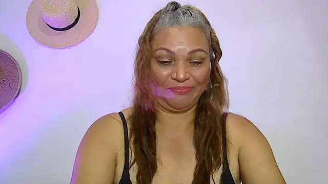 Snapshot of zyra_vex chatting on March 28, 11:26 pm zyra vex online show from March 28, 11:26 pm