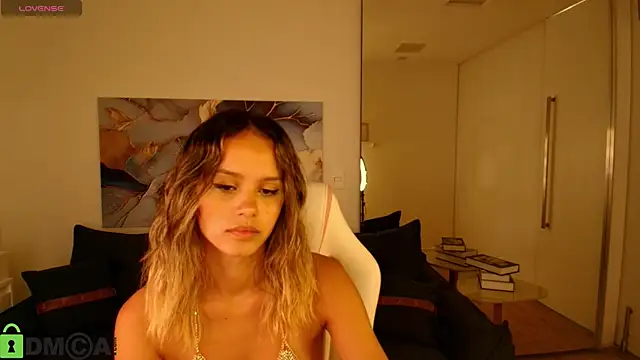 Snapshot of Stacy_Tyler chatting on April 2, 7:11 pm Stacy Tyler online show from April 2, 7:11 pm