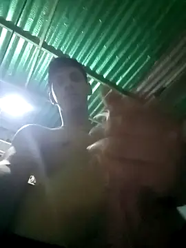 Snapshot of Hotsmale chatting on April 4, 12:53 am Hotsmale online show from April 4, 12:53 am