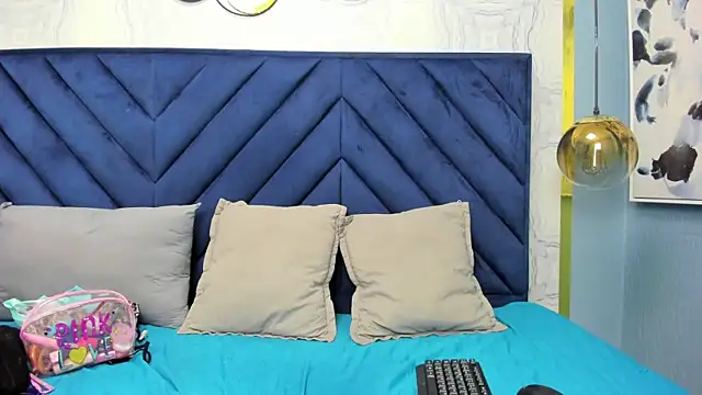 Nahomi rosse online show from March 25, 12:55 pm