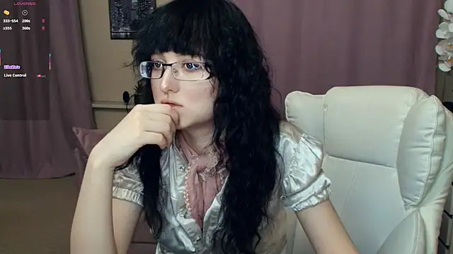 JordanSvetlik online show from May 14, 6:04 pm