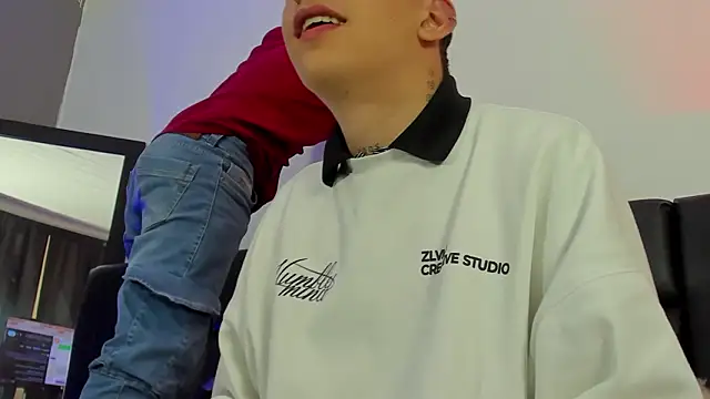 Duolust2 online show from March 31, 11:21 am